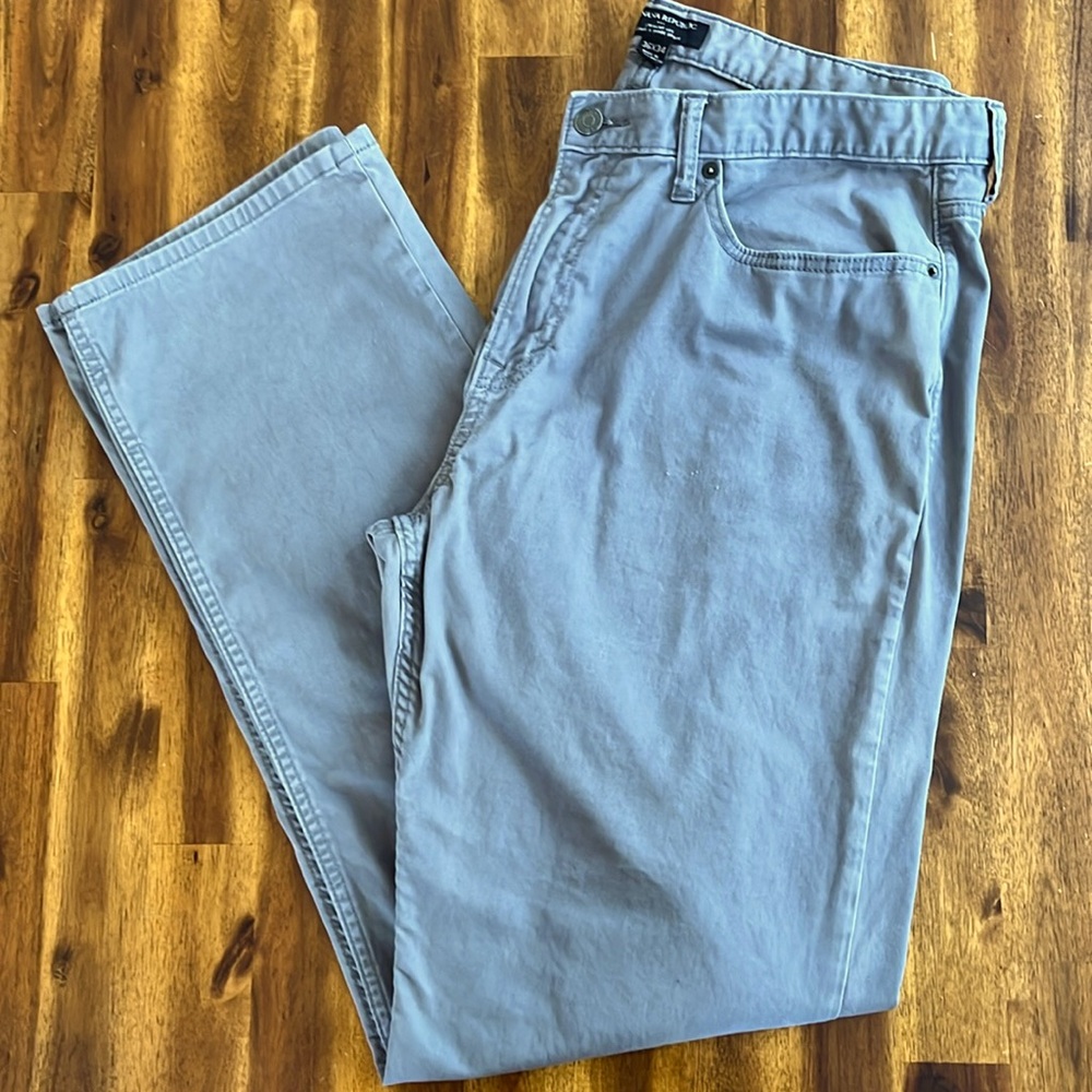 Banana Republic Straight Leg Trousers - Dove Grey - 36x34